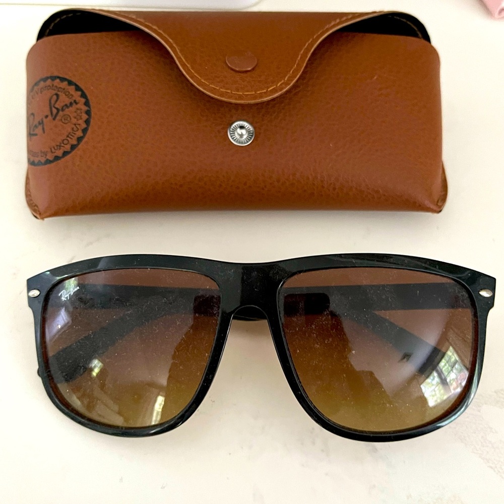 Ray Ban RB4147 Boyfriend Sunglasses